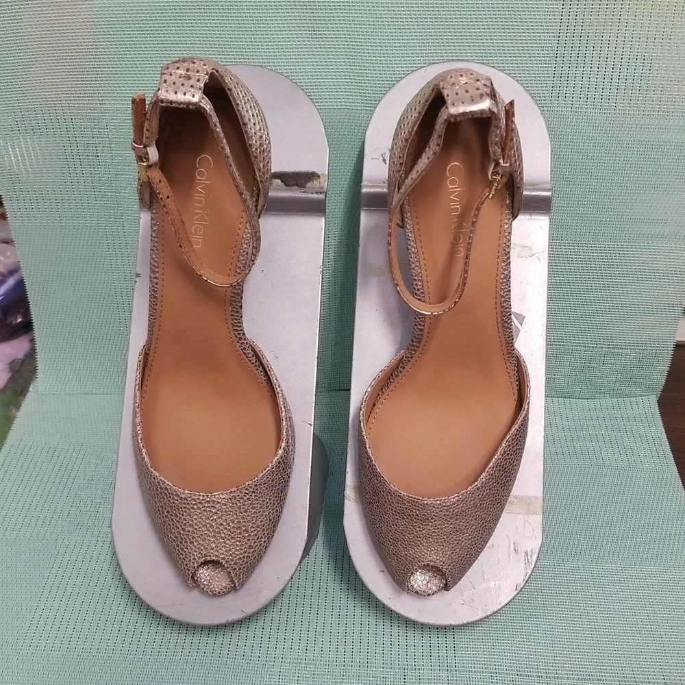Calvin Klein Gold Peep toe with ankle strap Shoes - Picture 2 of 12
